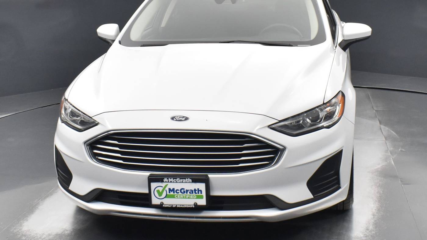 2020 ford fusion se
