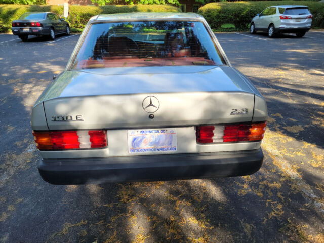 1985 mercedes-benz 190e 2.3l inline four cylinder