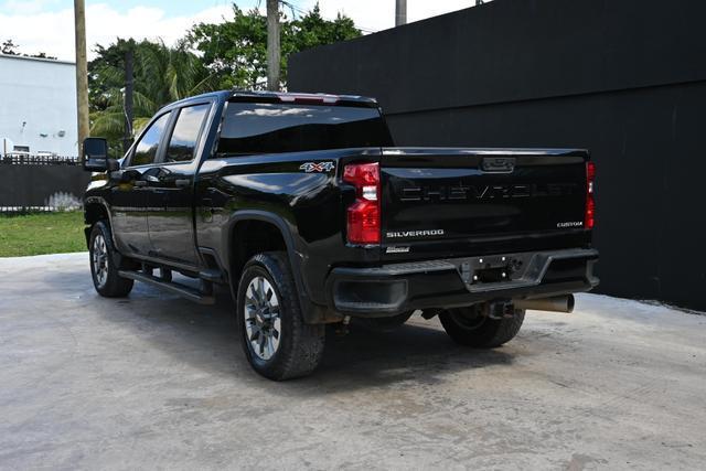 2022 chevrolet silverado 2500 custom