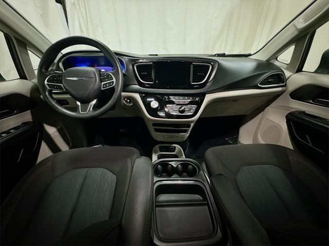 2020 chrysler pacifica touring