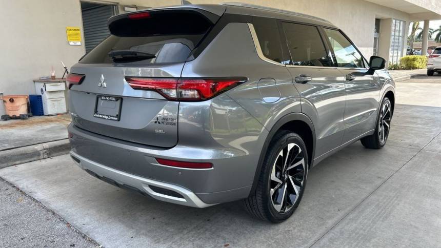 2023 mitsubishi outlander sel