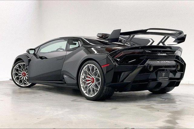 2022 lamborghini huracan sto base