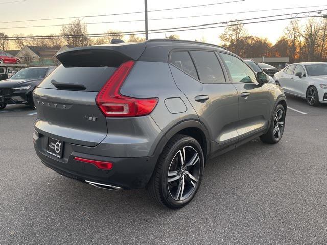 2019 volvo xc40 t5 r-design