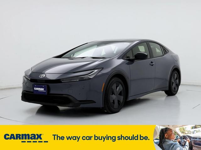 2024 toyota prius le