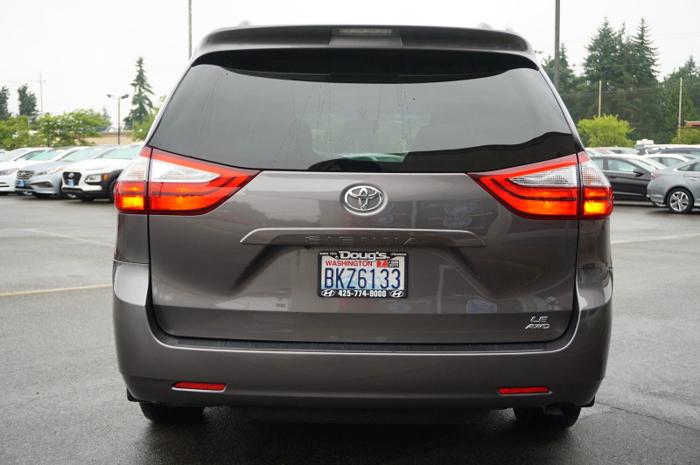 used 2015 toyota sienna le awd lynnwood, wa 98036 for sale in alderwood manor, washington