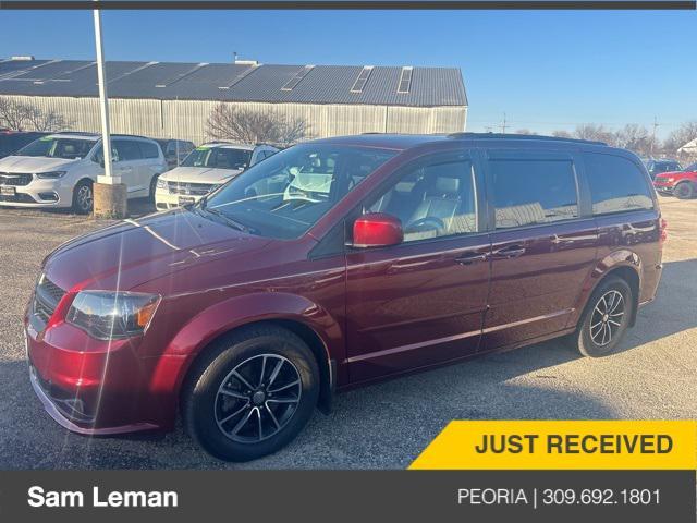 2017 dodge grand caravan gt