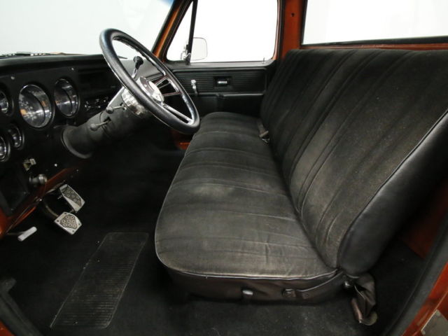nice custom, 350 v8, auto, 75k miles, pwr steer/front discs, gr8 paint, wood bed