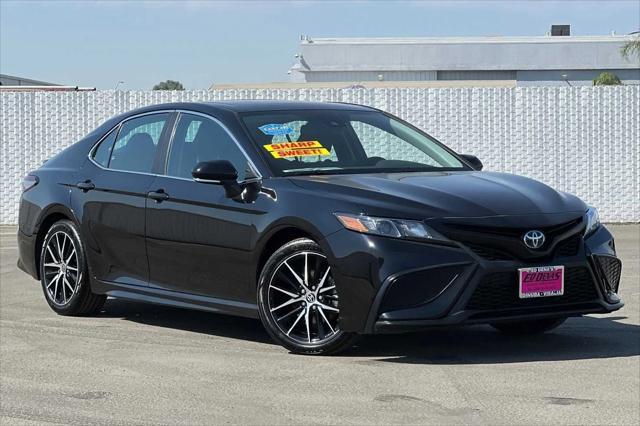 2023 toyota camry se