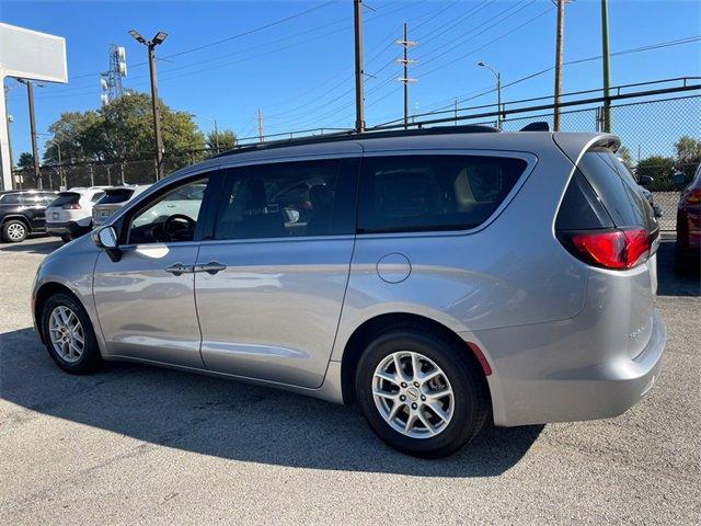 2021 chrysler voyager lxi