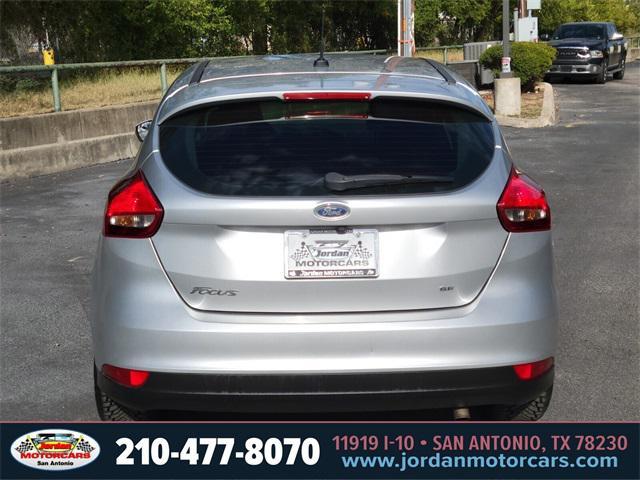 2018 ford focus se