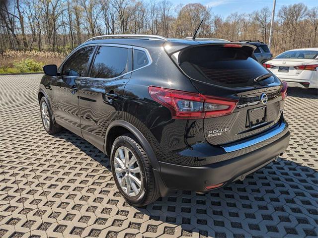 2022 nissan rogue sport sv