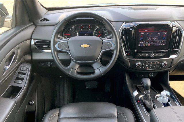 2023 chevrolet traverse lt leather