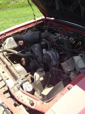 1990 ford mustang lx hatchback 2-door 2.3l