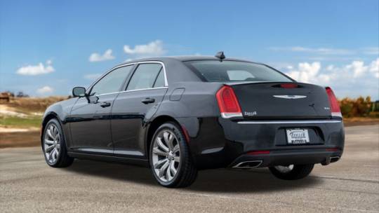 2018 Chrysler 300