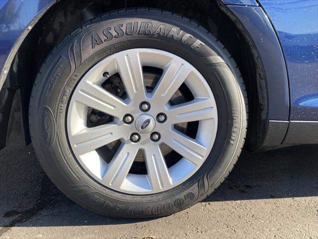 2012 ford taurus se