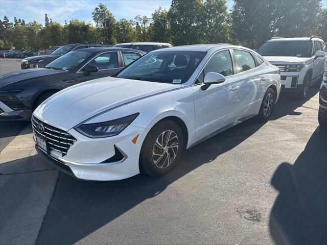 2022 hyundai sonata hybrid base