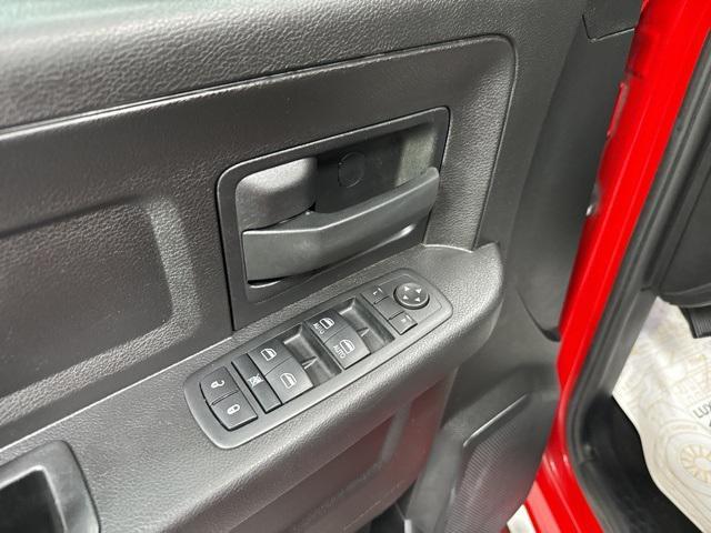 2016 ram 1500 tradesman/express