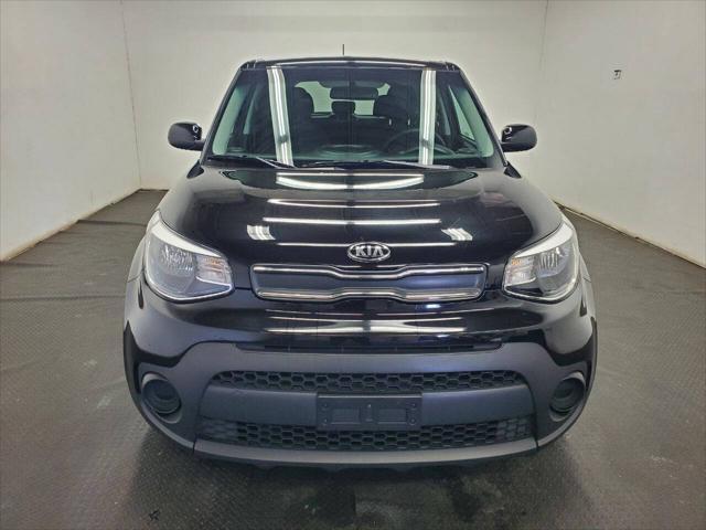 2019 kia soul base
