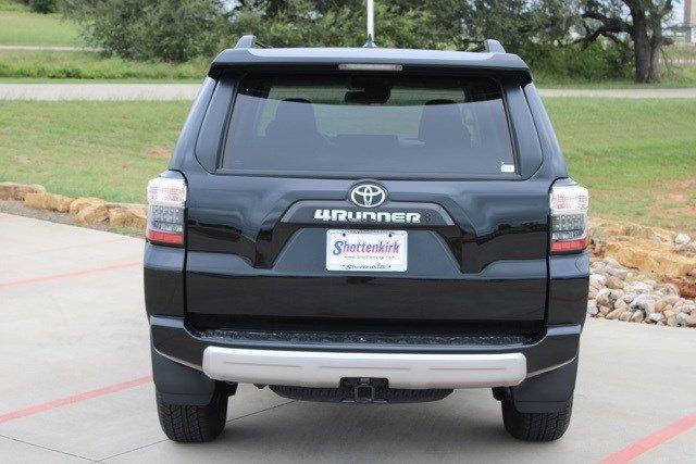 2024 toyota 4runner trd off road