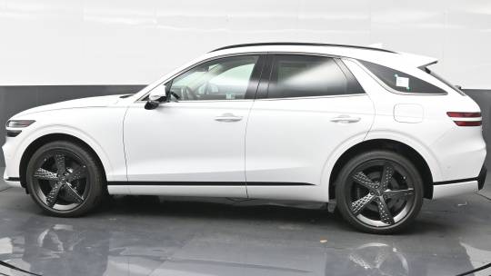 2025 Genesis GV70