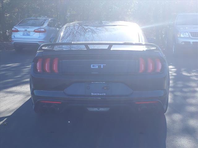 2022 ford mustang gt
