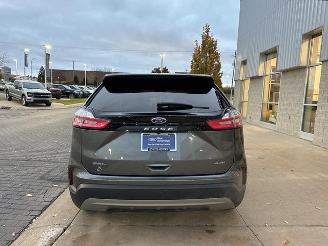 2022 ford edge sel
