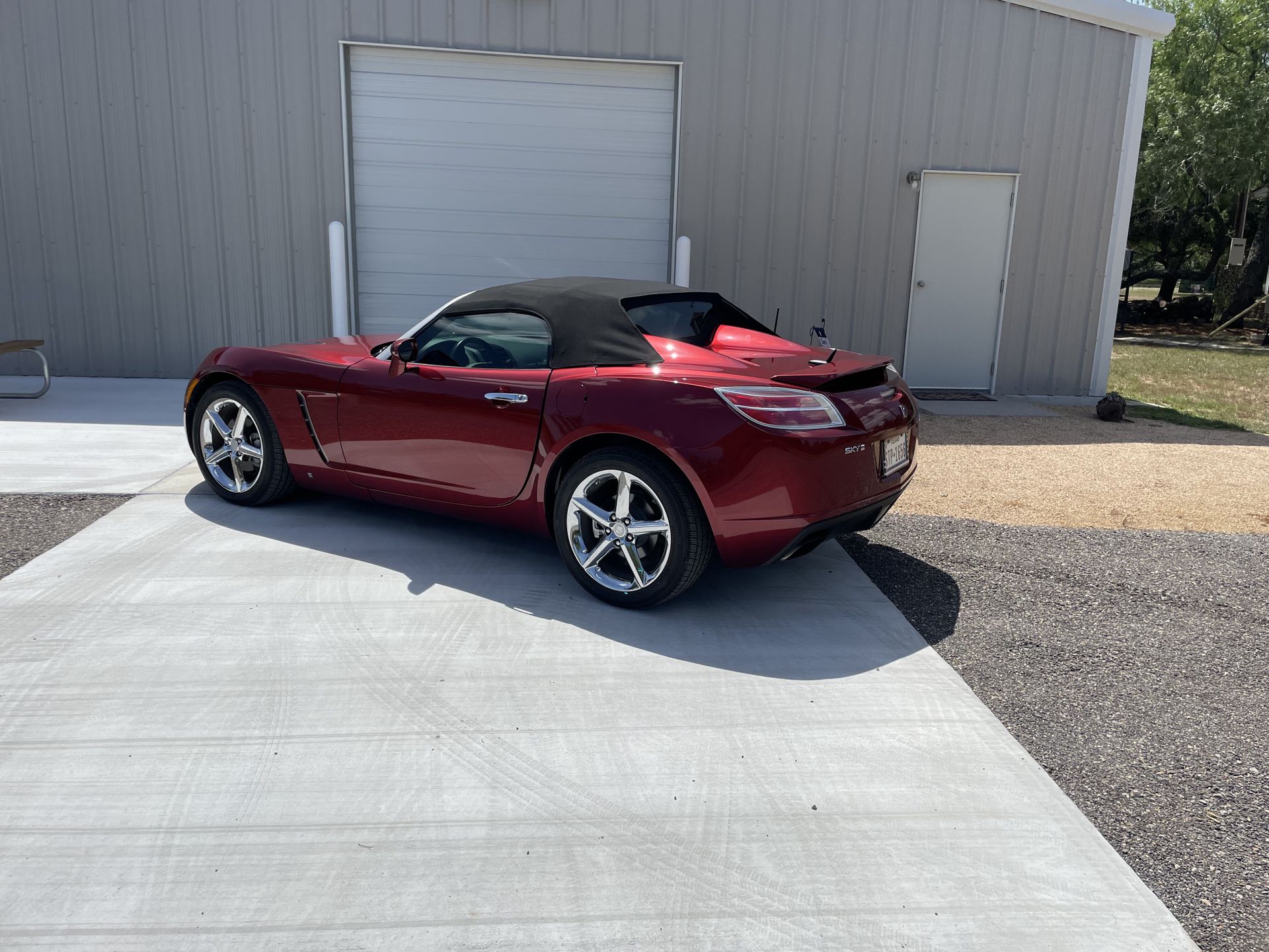2009 saturn sky red line convertible with less than 9,500 miles