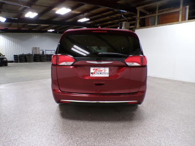 2017 chrysler pacifica touring