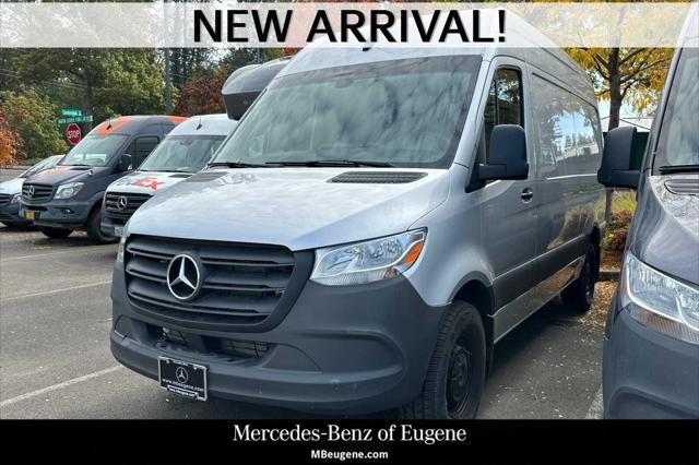2023 mercedes-benz sprinter 2500 standard roof