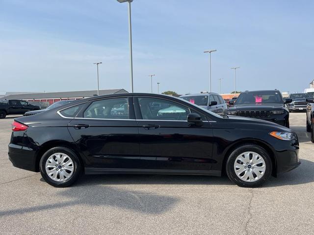 2020 ford fusion s