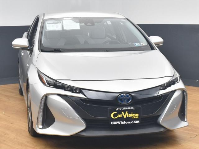 2017 toyota prius prime plus