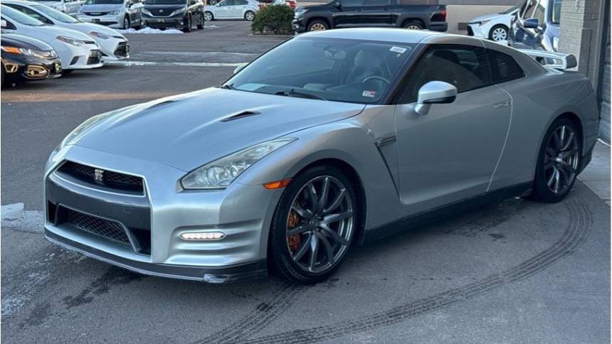2013 nissan gt-r premium