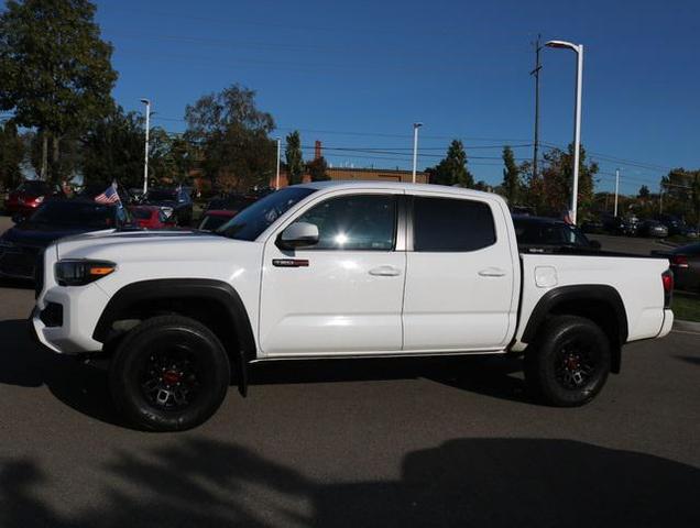 2017 toyota tacoma base