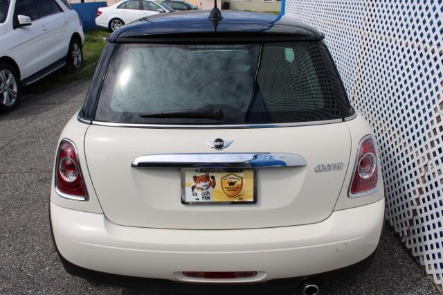 2012 mini cooper base