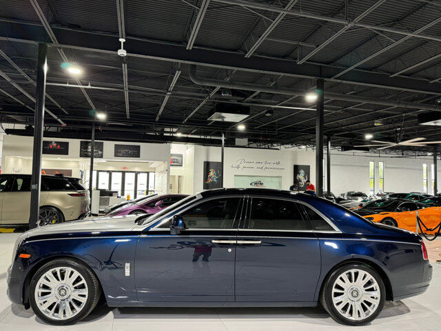2019 rolls-royce ghost factory two tone!