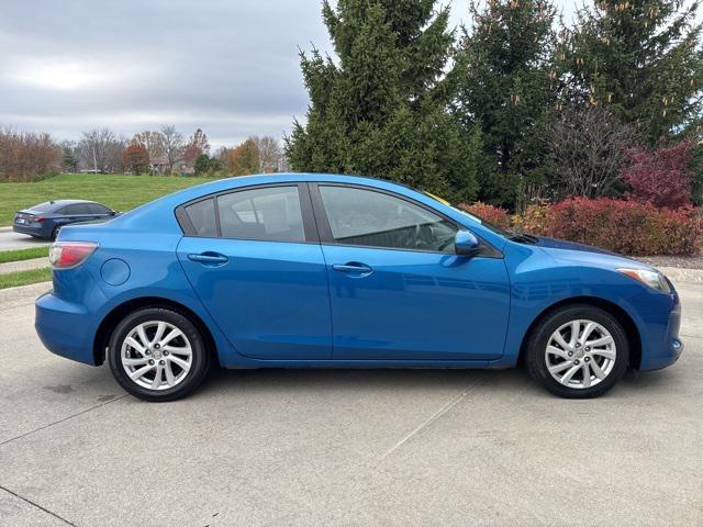 2012 mazda mazda3 i touring