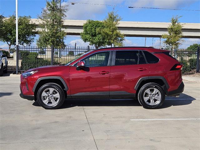 2023 toyota rav4 xle