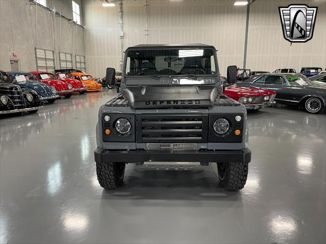 1991 land rover defender 90