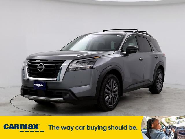 2023 nissan pathfinder sl