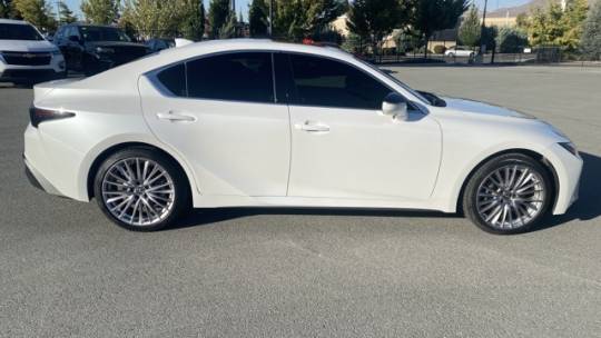2022 lexus is 300 base