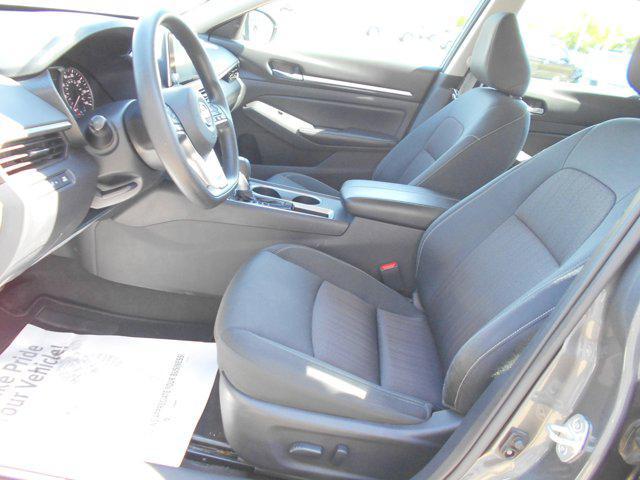 2022 nissan altima 2.5 sv