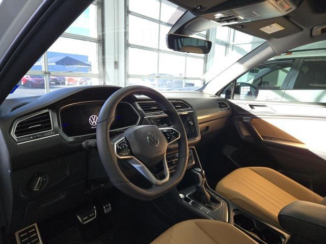 2024 volkswagen tiguan 2.0t se r-line black
