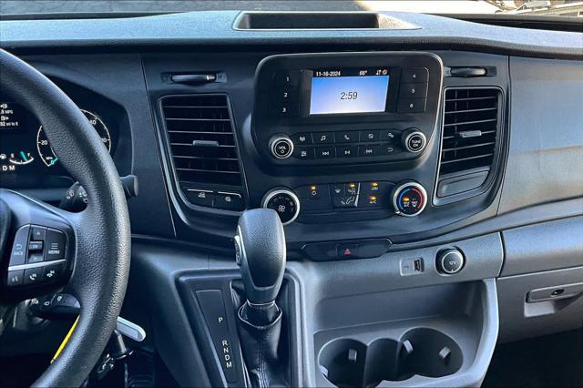 2023 ford transit-250 base