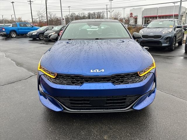 2022 kia k5 gt-line