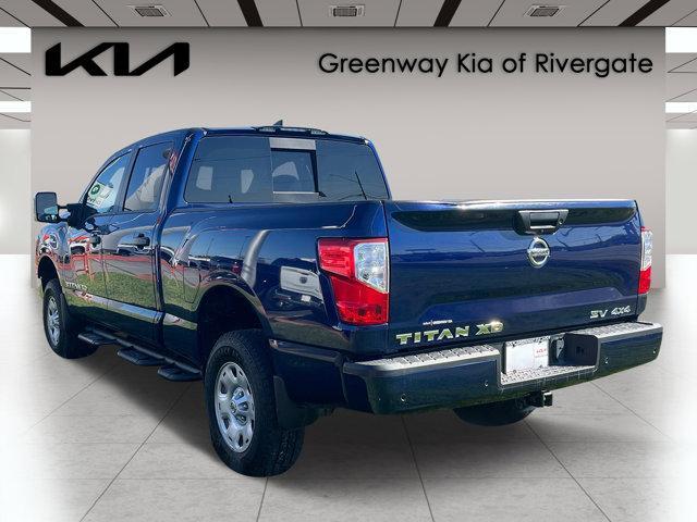 2022 nissan titan xd sv