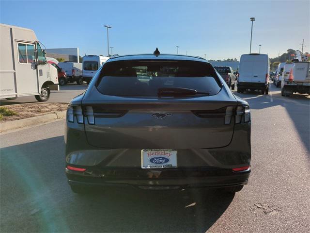 2021 ford mustang mach-e premium
