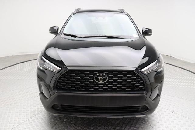 2023 toyota corolla cross le