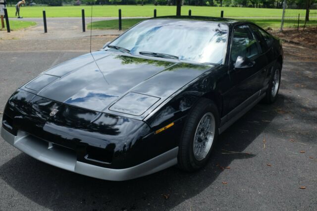 1987 pontiac fiero gt 5 speed manual sunroof & spoiler delete original paint
