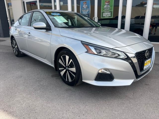 2022 nissan altima 2.5 sv