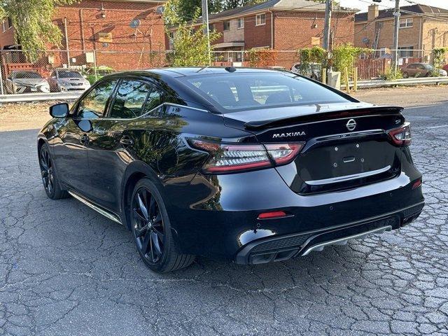 2022 nissan maxima sr